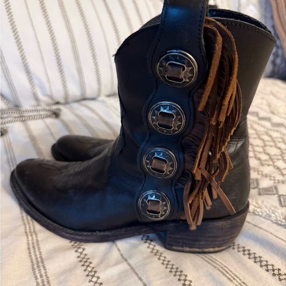 LIBERTY Black Leather Heeled Boots with Fringe - Picture 3 of 8